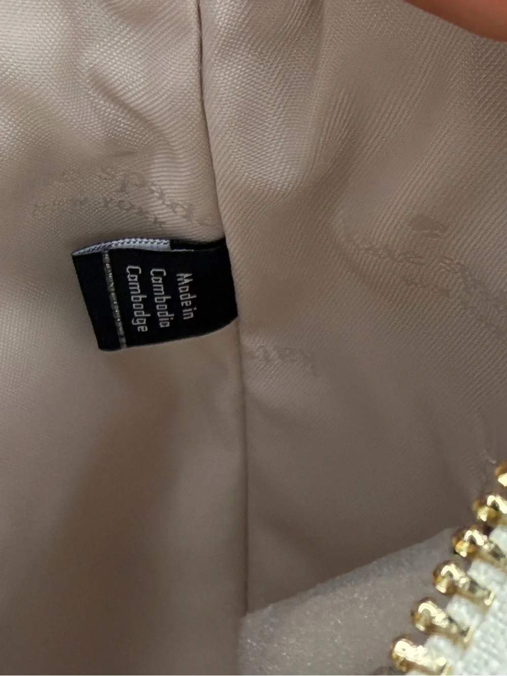 kate spade Cream Leather Shoulder Bag with Gold Chain